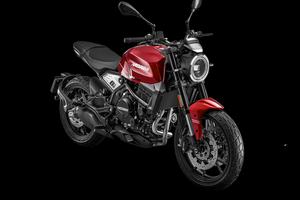 Moto Morini SEIEMMEZZO STR 649