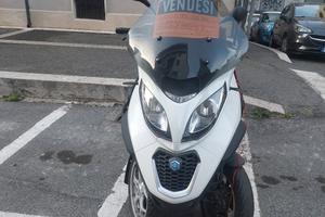 Motorino triciclo