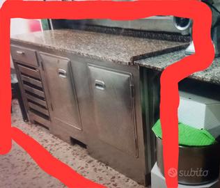 Bancone frigo acciaio con piano in marmo