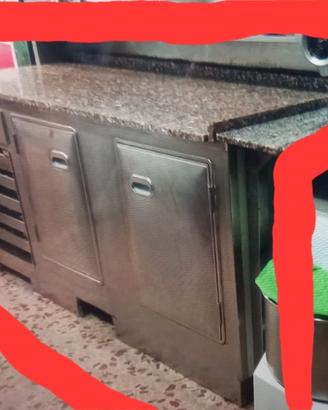 Bancone frigo acciaio con piano in marmo