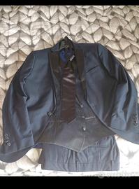 completo elegante uomo