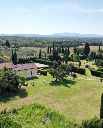 Casale a Cecina
