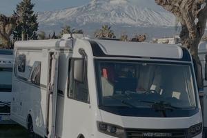 WEINSBERG CARACORE 700 MEG - 2021 - FULL OPTIONAL