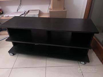 Mobile Ikea nero con ruote per tv