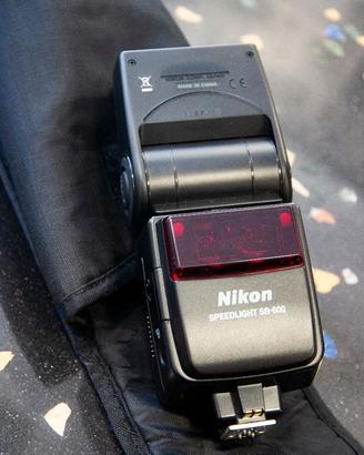 NIKON SB 600 FLASH