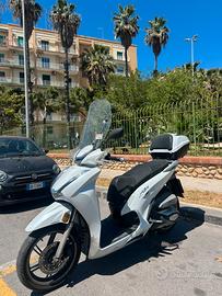 Honda Sh 350 + accessori vari