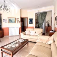 Appartamento indipendente mq.130 con terrazza