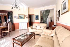 Appartamento indipendente mq.130 con terrazza