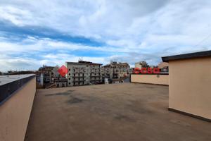 Pressi Via Duca degli Abruzzi 2 Vani con Terrazzo