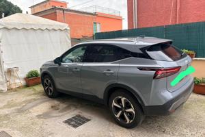 Auto nissan qashqai 1.4