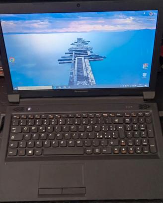 Notebook economico Lenovo B575e - SENZA hdd