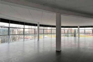 Immobile di 335 m² con più di 5 locali a Carpi