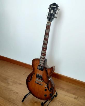 Chitarra semiacustica Ibanez