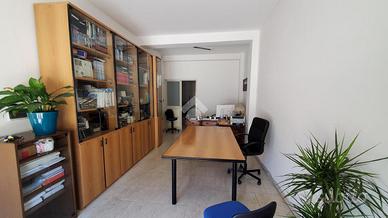 2 LOCALI A REGGIO DI CALABRIA