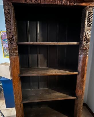 Libreria stile etnico