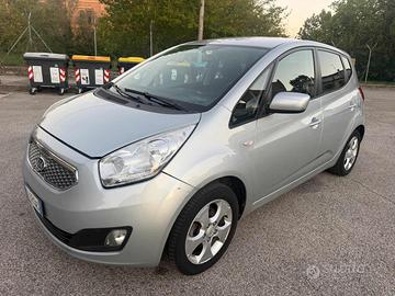 KIA Venga 1.4 CVVT EX ISG senza nessun lavoro da