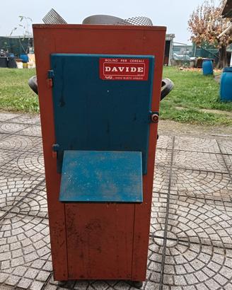 MULINO PER CEREALI "DAVIDE"