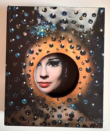 A HISTORY OF FASHION