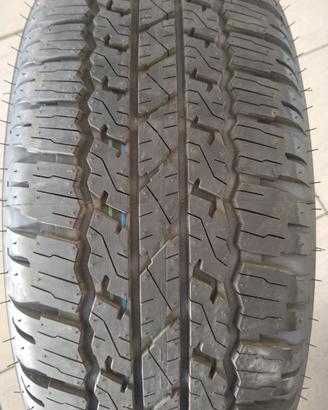 Pneumatici Bridgestone 265/65x17