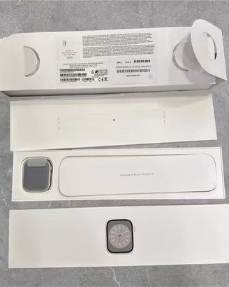 Apple Watch 8 ,45mm nuovo 