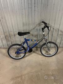 Bicicletta bambino/a - Ruote da 16"