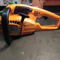 motosega e tagliaerba 30€ tutto 