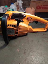 motosega e tagliaerba 30€ tutto 