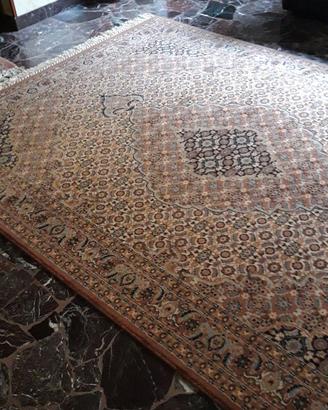 TAPPETO – tipo SHIRVAN medie dimensioni