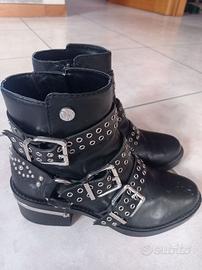 STIVALI GUESS NERI CON FIBBIE N. 38