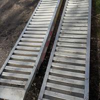 Pedane alluminio da carico