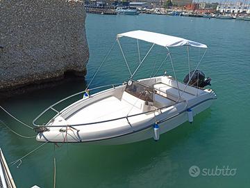 Si vende barca Ranieri 5,40 mt