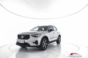 VOLVO XC40 B3 Mild hybrid Benzina Plus Dark