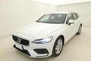 Volvo V60 B4 (d) Momentum Business Pro Geartronic 