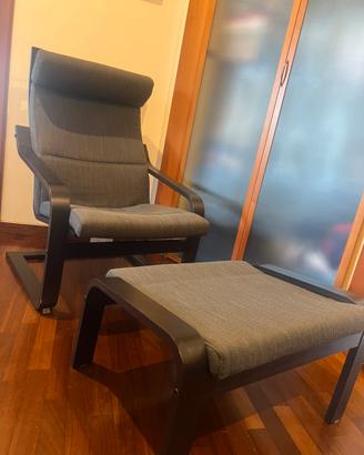 Poltrona e poggiapiedi Poang Ikea