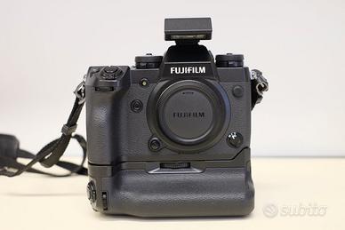 Fuji XH1 + + Booster Grip