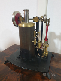 Soprammobile riproduzione motore a caldaia