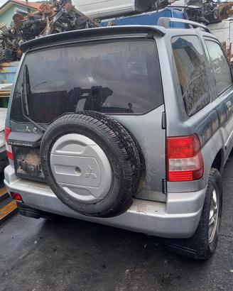 Ricambi Mitsubishi Pajero anno 2005