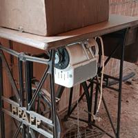 Macchina da cucire pfaff