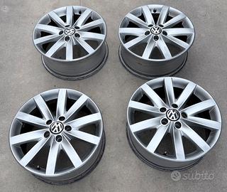 Set 4 cerchi in lega da 17 Originali Wolkswagen