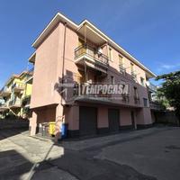 Trilocale comodo al centro