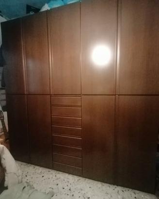 Armadio, Testata letto e contorno letto in noce