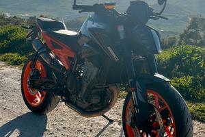 KTM DUKE 890 GP