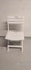 Sedia in resina bianca nuova