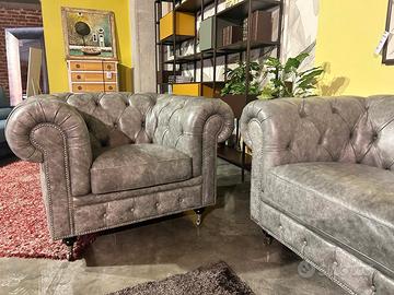 Dialma Brown Divano + Poltrona Chesterfield