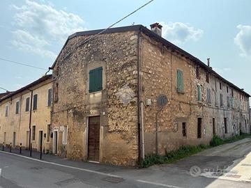 CASA SEMINDIPENDENTE A GUSSAGO