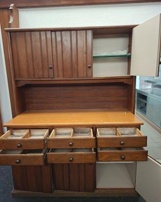 Credenza dispensa da cucina in legno stile rustico