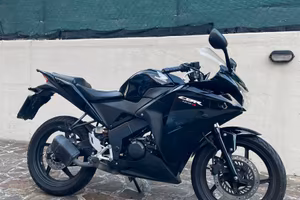 Honda CBR 125 r 2011