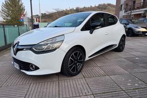 Renault Clio 1.2 16V 5 porte Dynamique