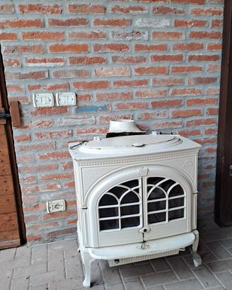 Stufa a legna Jotul 