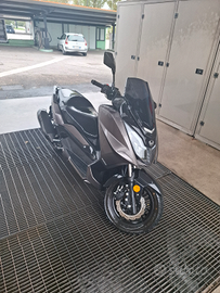 Tmax Scooter 125 (Prezzo trattabile) Mantova